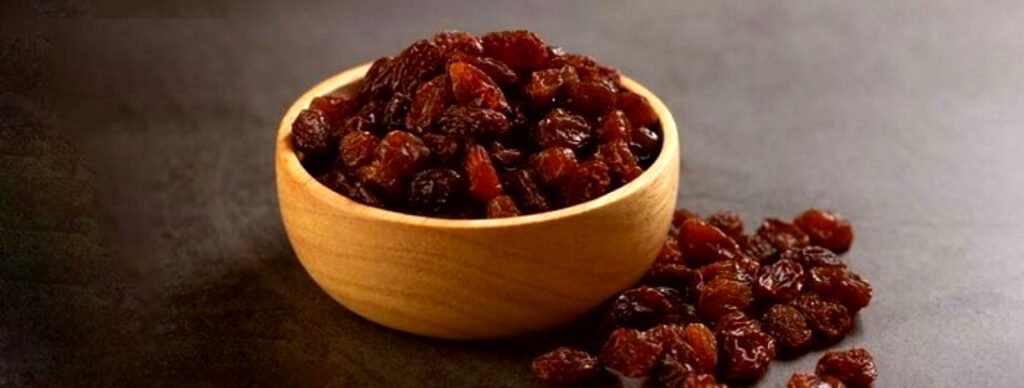 मुनक्का खाने के फायदे (Raisin Benefits in Hindi)